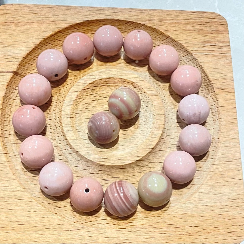 11mm Pinkish Alashan Agate beads